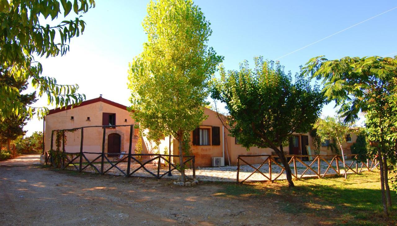 Agriturismo Terra Di Pace Noto Eksteriør billede